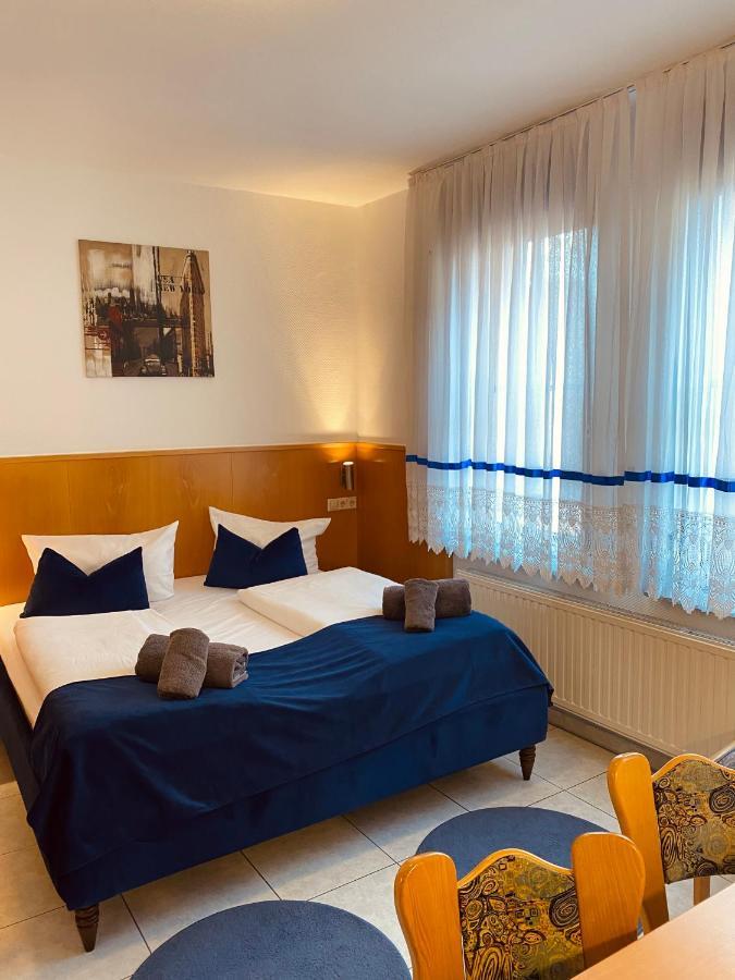Hotel La Ferte Штутгарт Экстерьер фото