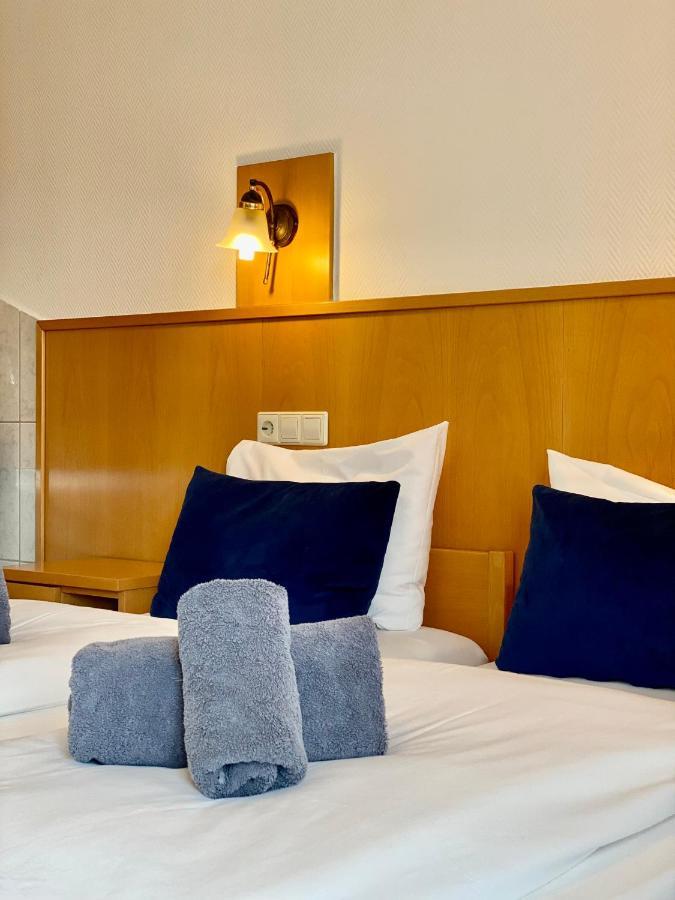 Hotel La Ferte Штутгарт Экстерьер фото