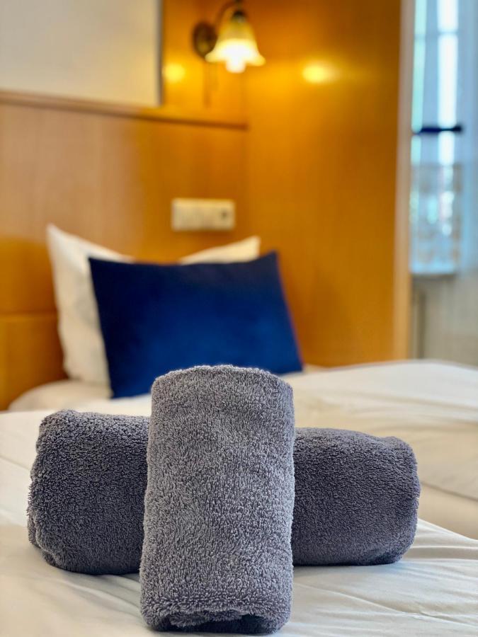 Hotel La Ferte Штутгарт Экстерьер фото